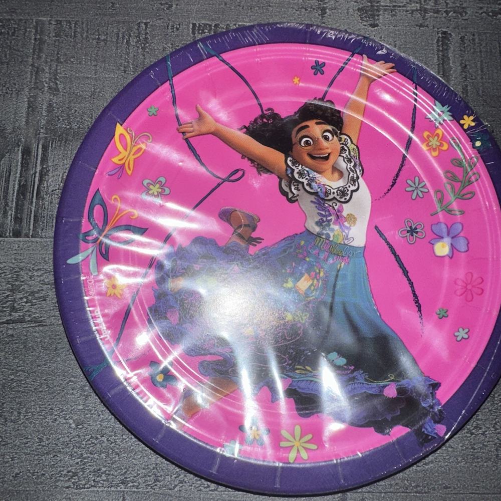 Encanto Disney Movie Madrigal Birthday Party 7" Paper Dessert Plates MIRABEL